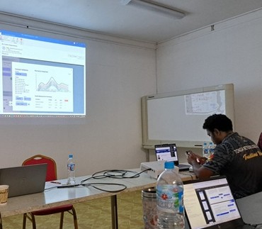IES, HYDS and Tonga Meteorological Service team at Site Acceptance Testing
